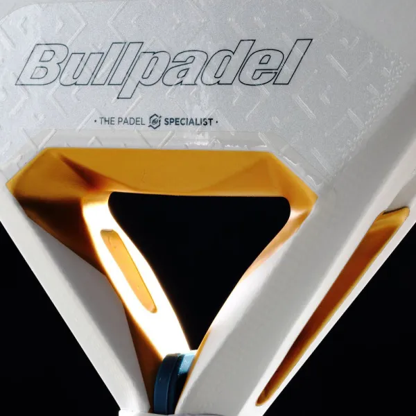 Ракетка для падела BULLPADEL Pearl 26, 493804, для профессионалов, карбон, бело-серый за 35&nbsp;929.50 ₽ в Тюмени
